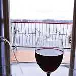 Na Skarpie 아파트 *